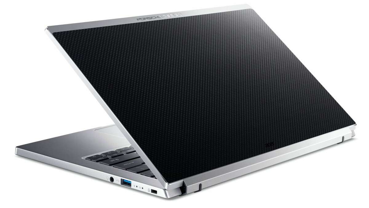 Acer Book RS: laptop w stylu Porsche z pokrywą z włókna węglowego